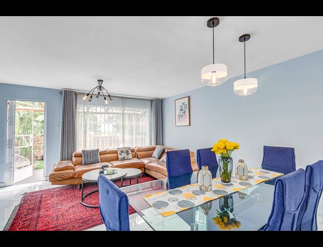 2 BEDROOM TOWNHOUSE FOR SALE IN SUNDOWNER